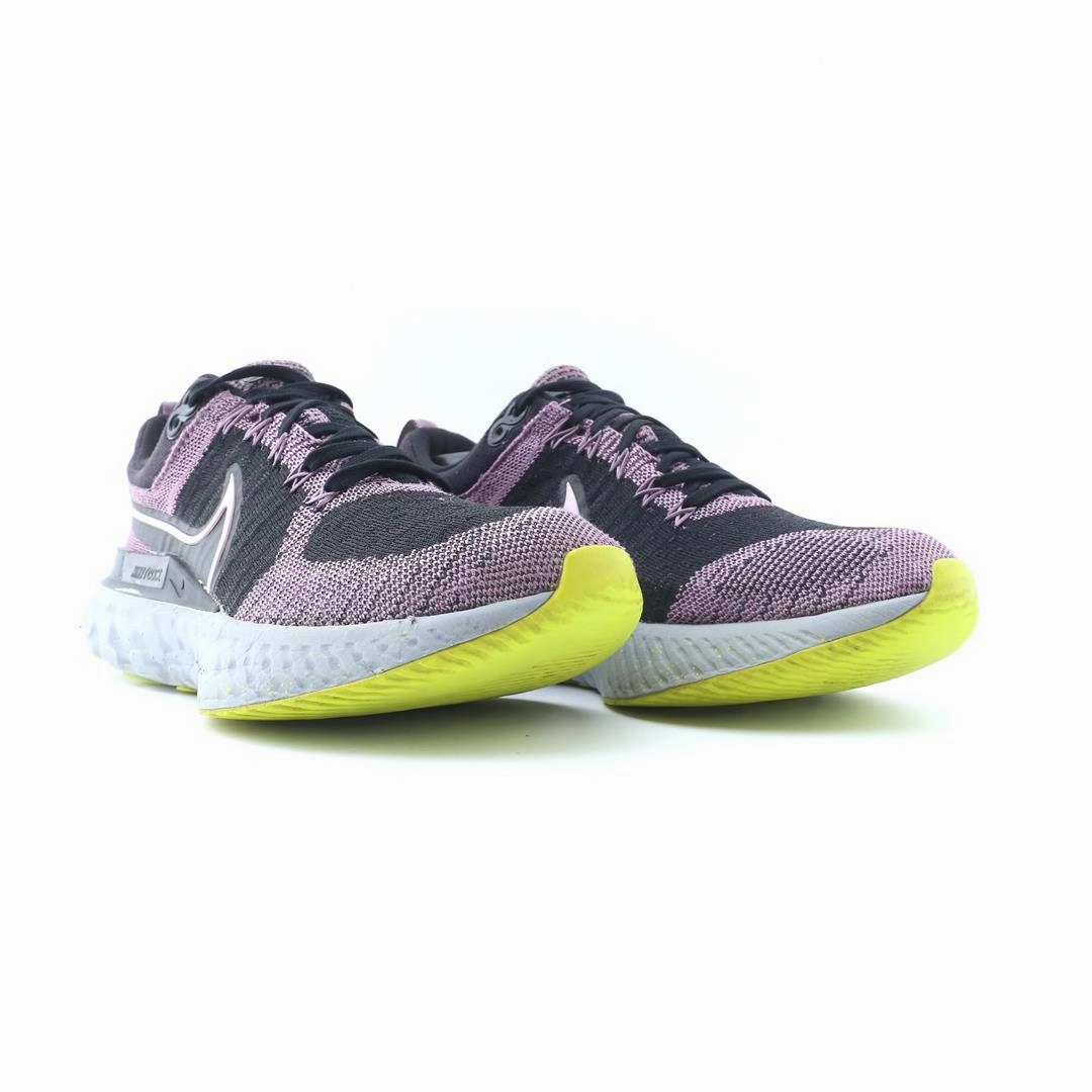 NIKE REACT INFINITY RUN FLYKNIT 2 Nike athletic footwear visuals