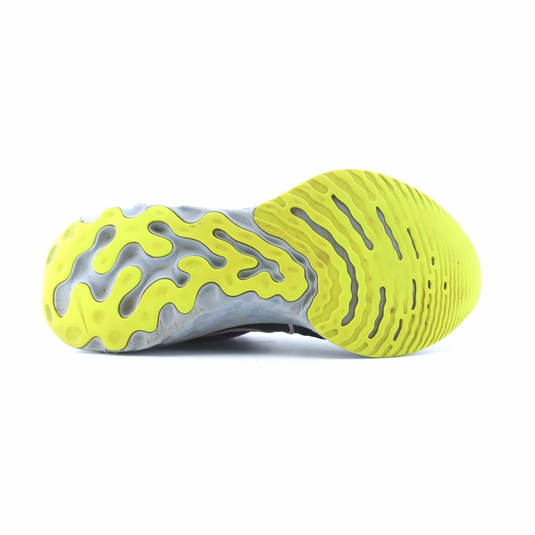 NIKE REACT INFINITY RUN FLYKNIT 2 Nike athletic footwear visuals