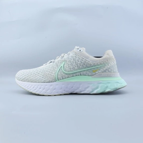 NIKE  REACT INFINITY RUN FLYKNIT 3 Nike bold colorway footwear