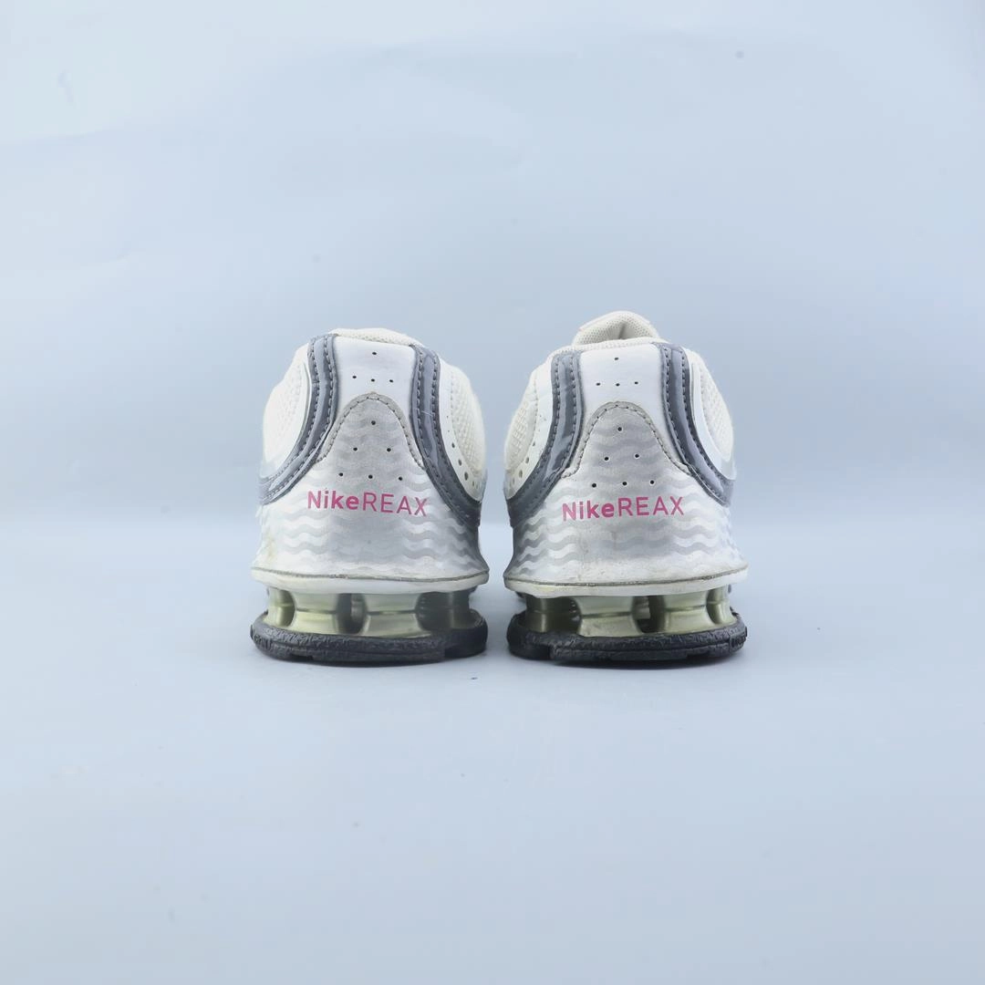 NIKE  REAX RUN 5 stylish Nike trainer looks