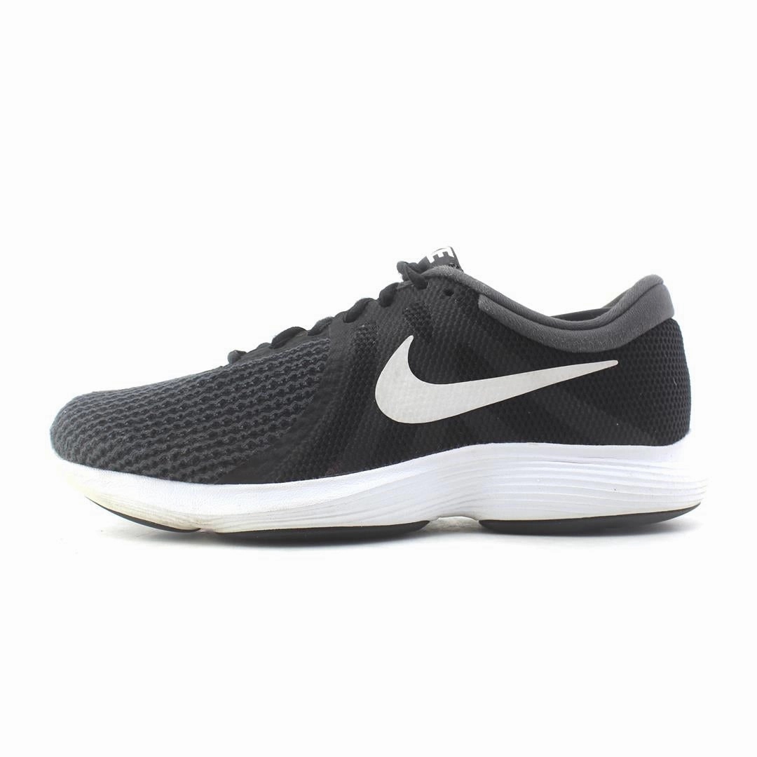 NIKE REVOLUTION 4 Nike trendy lifestyle shoes