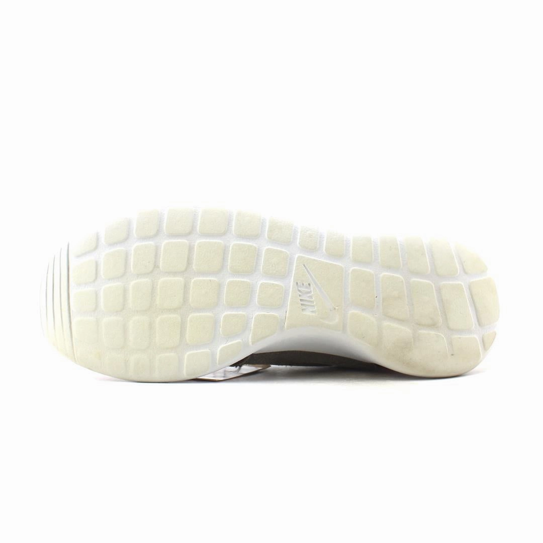 NIKE ROSHE ONE classic Nike shoe photos