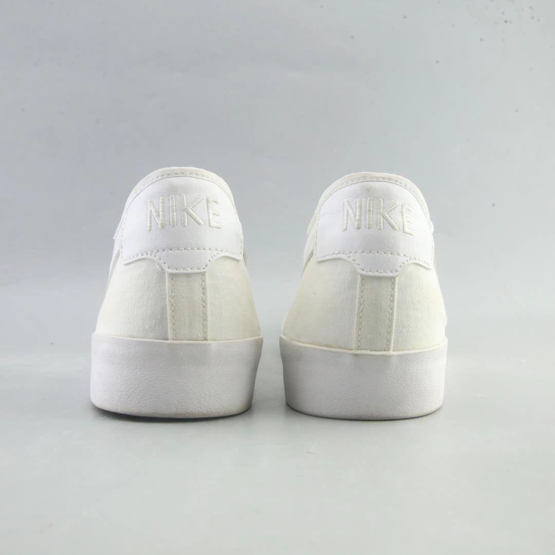 NIKE SB BLAZER COURT classic Nike shoe photos