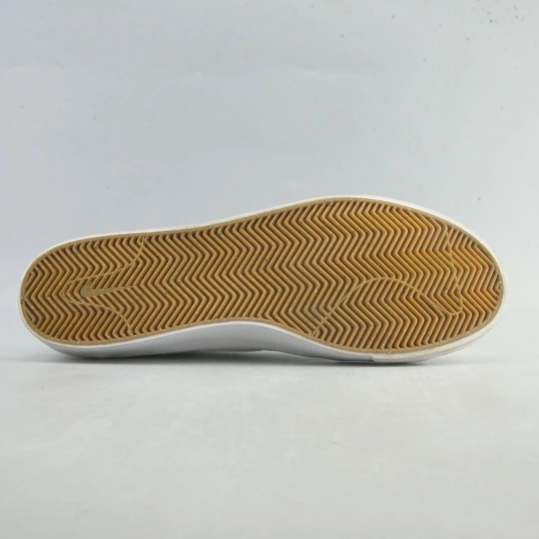 NIKE SB BLAZER COURT classic Nike shoe photos