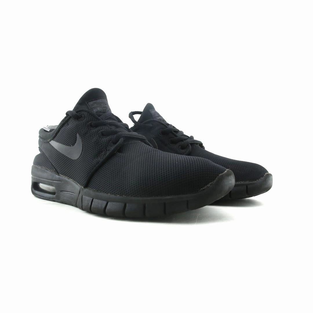 NIKE STEFAN JANOSKI MAX Nike performance shoe shots