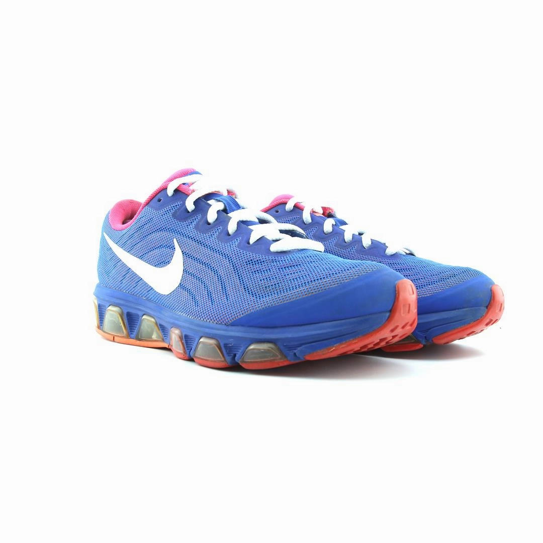 NIKE TAILWIND 6 stylish Nike trainer looks