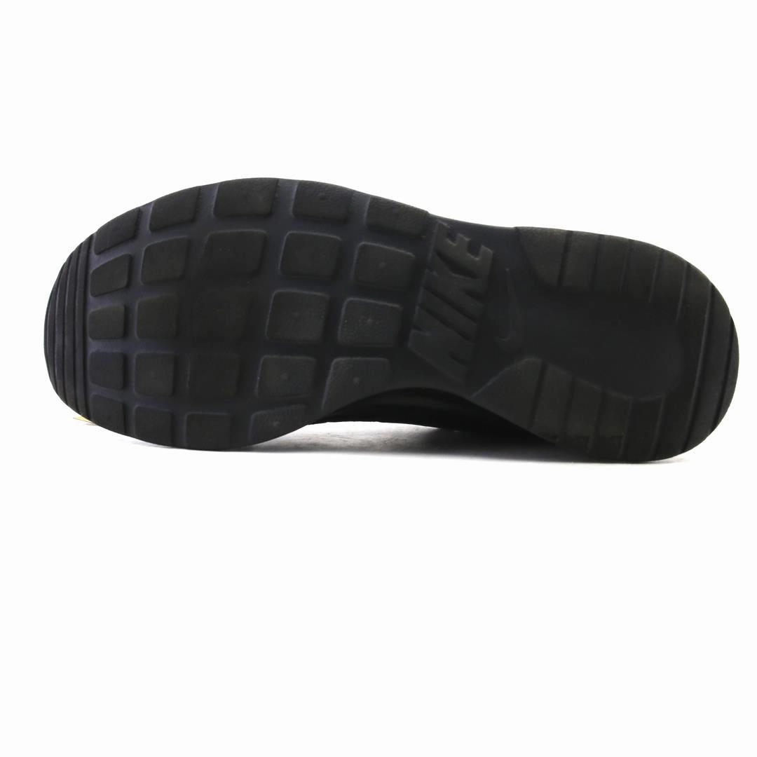 NIKE TANJUN modern Nike footwear styles