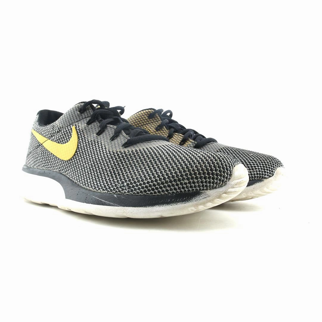 NIKE  TANJUN modern Nike footwear styles