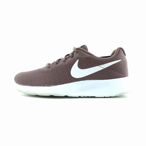 NIKE TANJUN Nike sleek running shoe styles