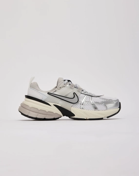 Nike V2K Run Nike casual sneakers with modern design