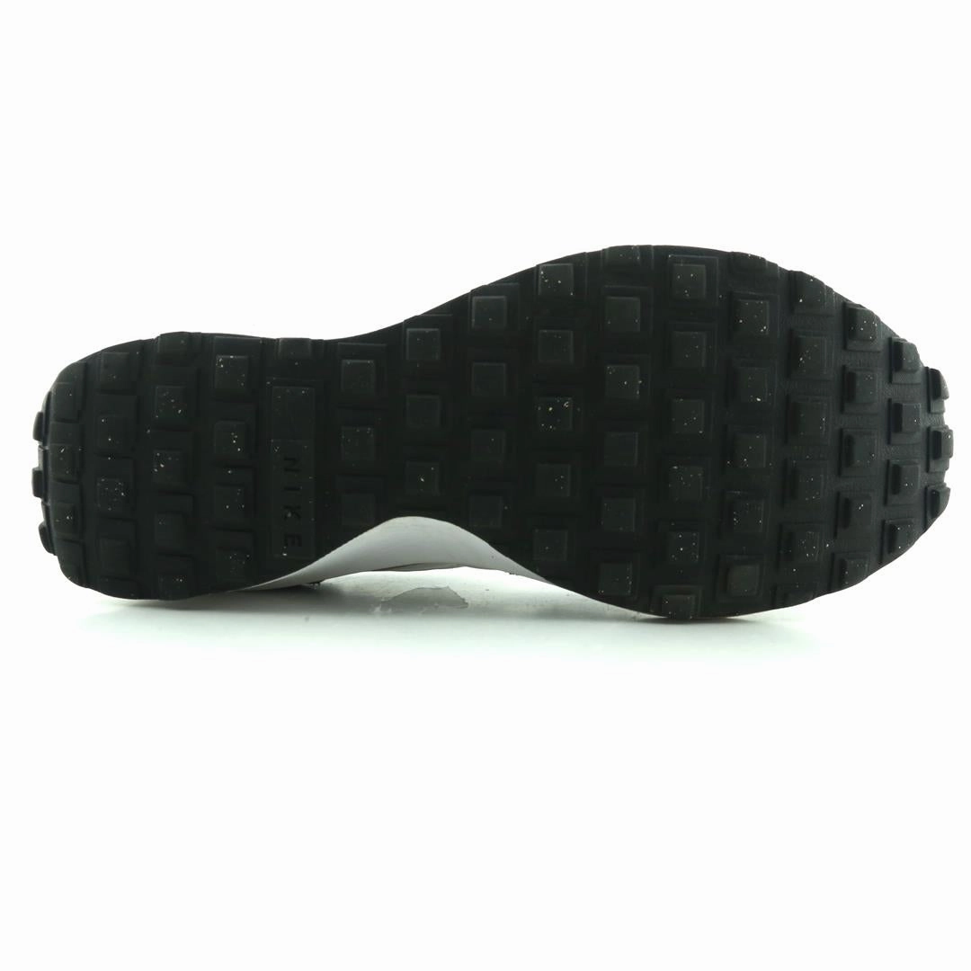 NIKE WAFFLE DEBUT Nike lifestyle footwear visuals