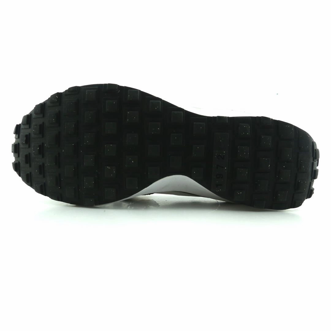 NIKE WAFFLE DEBUT Nike lifestyle footwear visuals