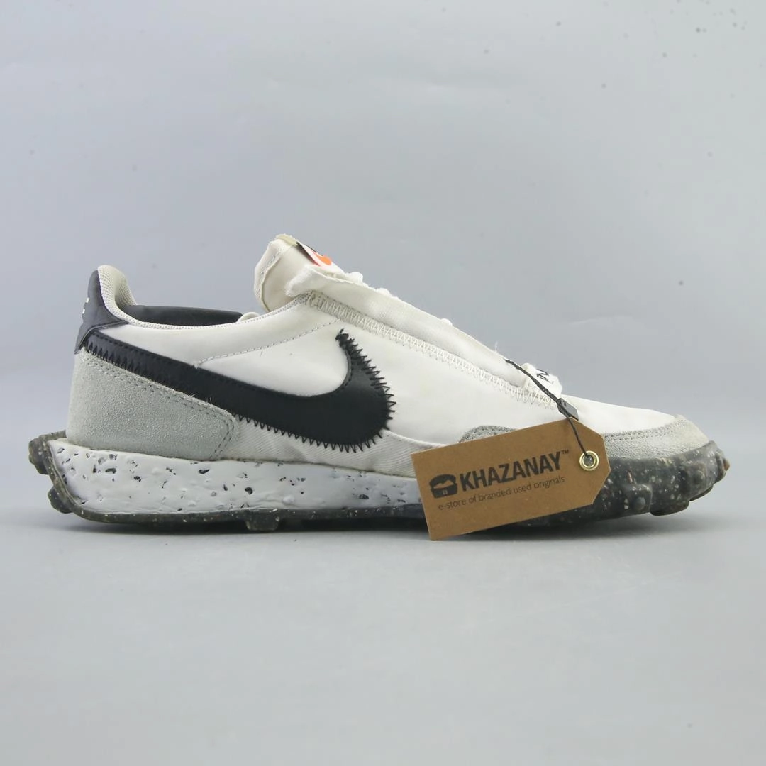 NIKE WAFFLE RACER CRATER sleek Nike sneaker angles