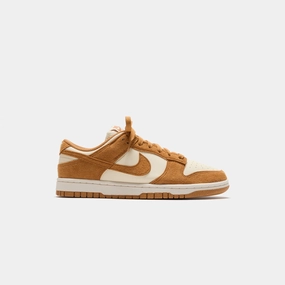 Nike WMNS Dunk Low - Coconut Milk / Flax / Sail Nike casual sneakers for men and women