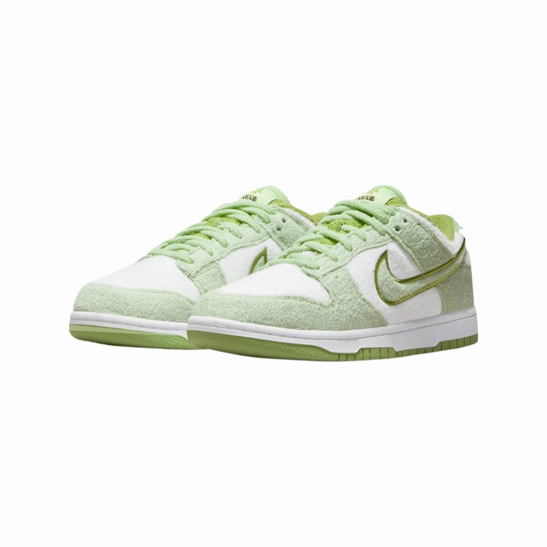 Nike Women's Dunk Low Honeydew SE Honeydew Phantom Street Shoes