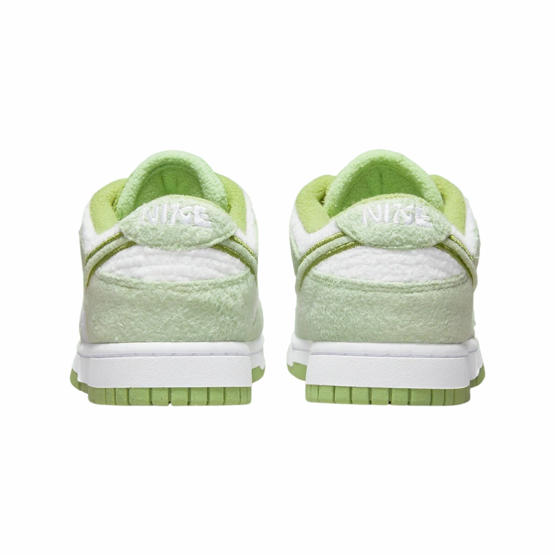 Nike Women's Dunk Low Honeydew SE Honeydew Phantom Street Shoes