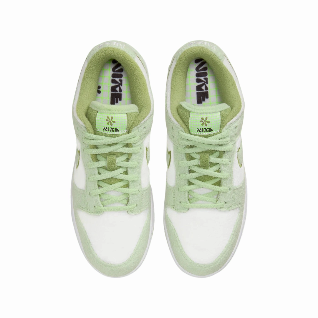 Nike Women's Dunk Low Honeydew SE Honeydew Phantom Street Shoes