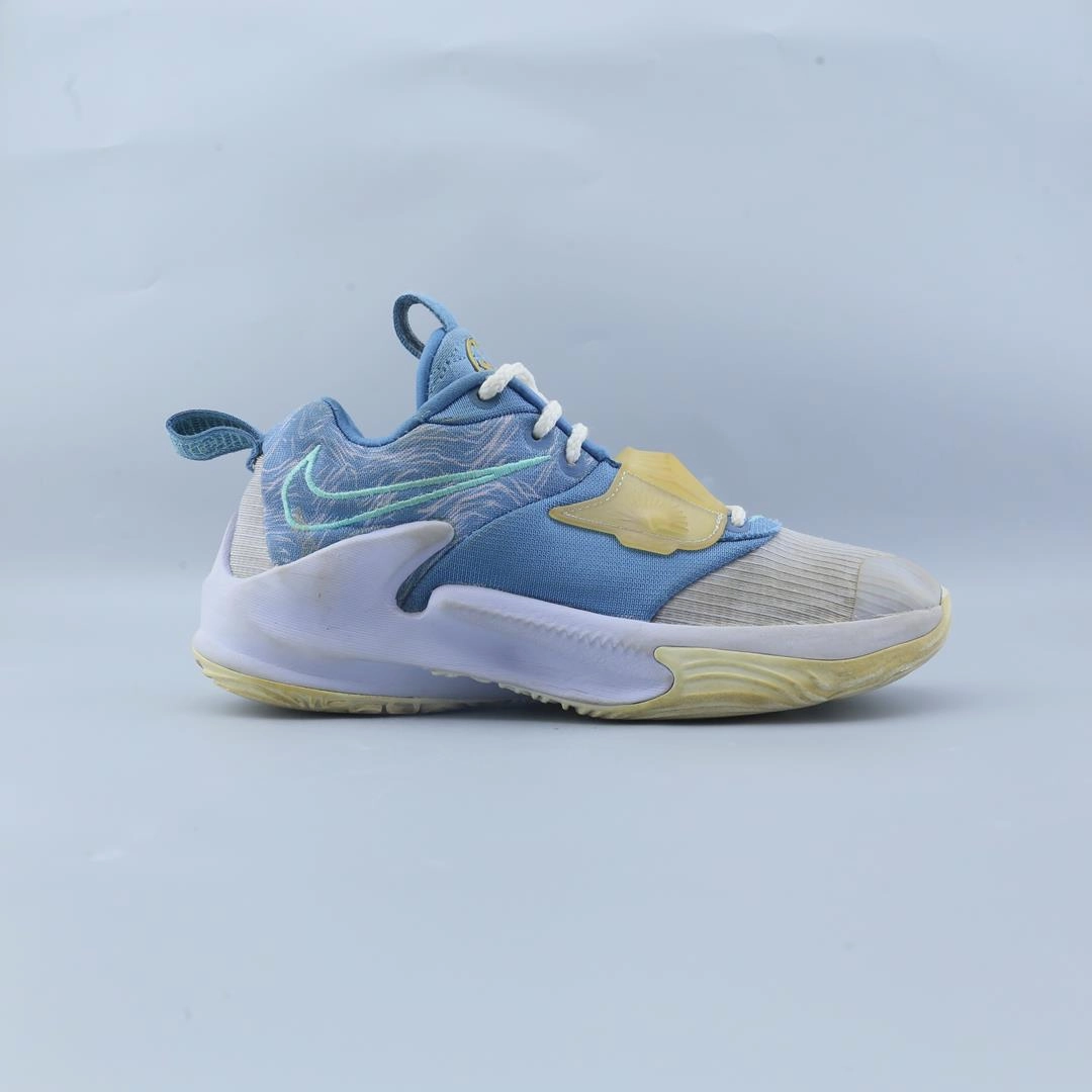 NIKE ZOOM FREAK 3 Nike athletic footwear visuals