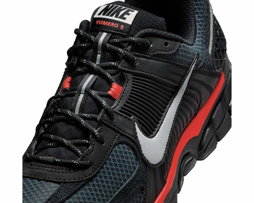 Nike Zoom Vomero 5 "Bred" Nike all-day comfort shoes