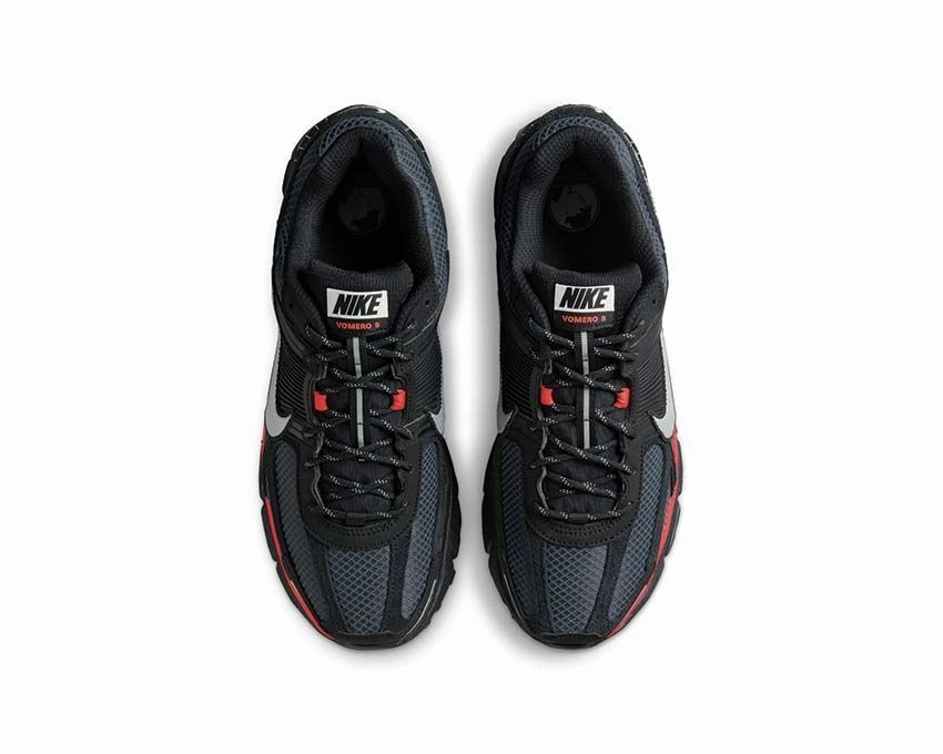 Nike Zoom Vomero 5 "Bred" Nike all-day comfort shoes