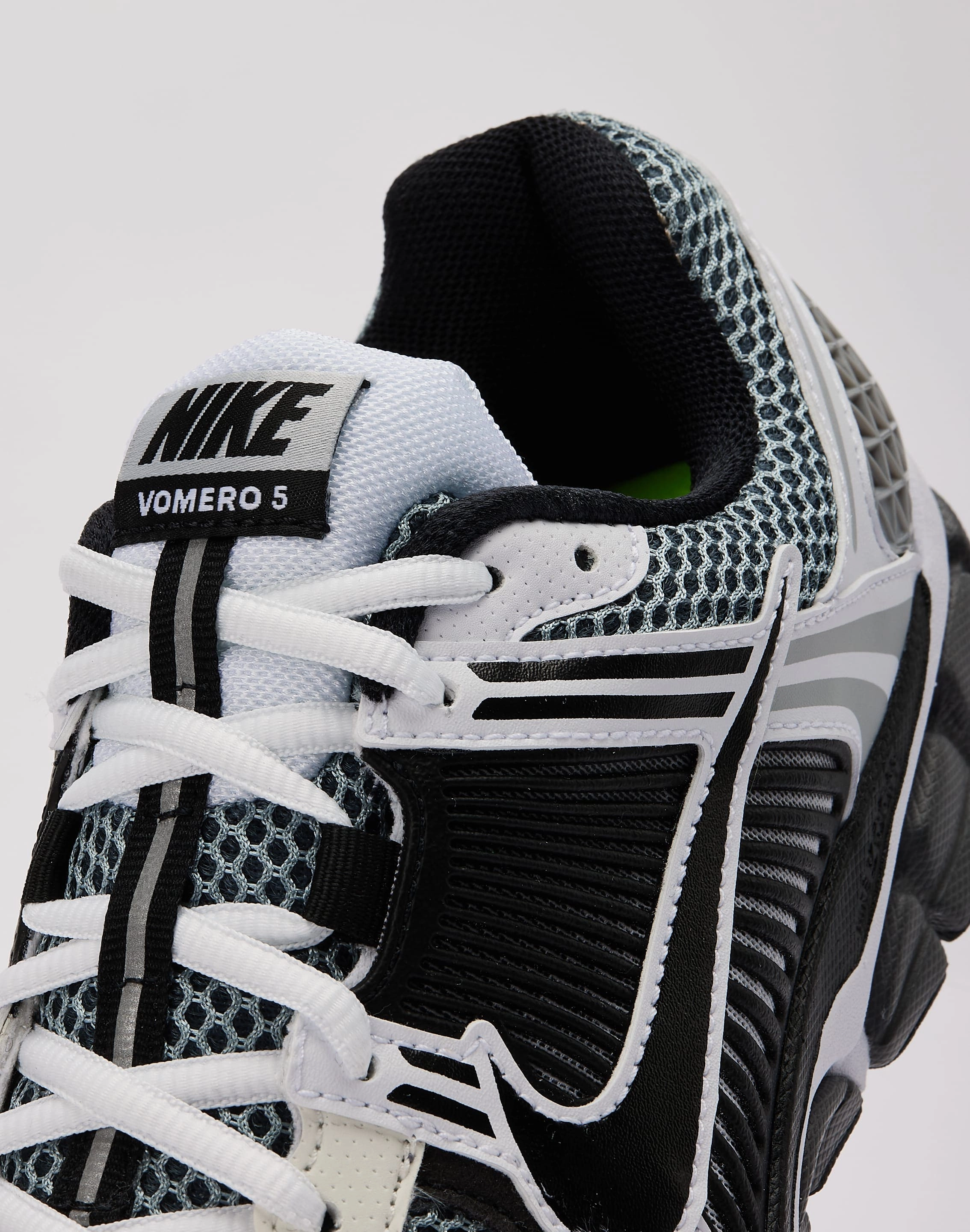 Nike Zoom Vomero 5 SE Comfort Trainers