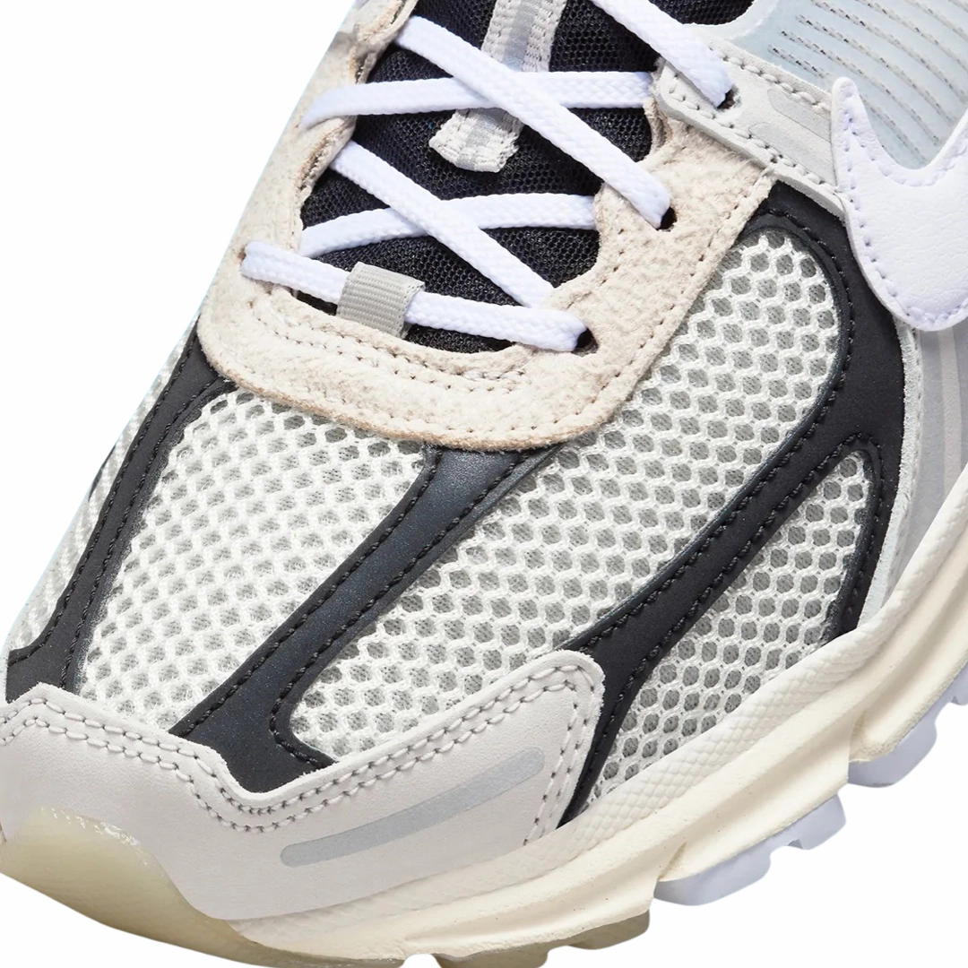 Nike Zoom Vomero 5 Supersonic Light Bone Black Street Shoes