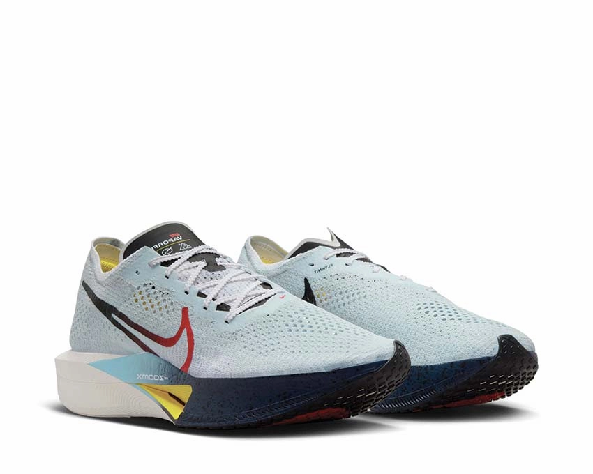 Nike ZoomX Vaporfly Next 3% FK Nike retro-inspired sneakers