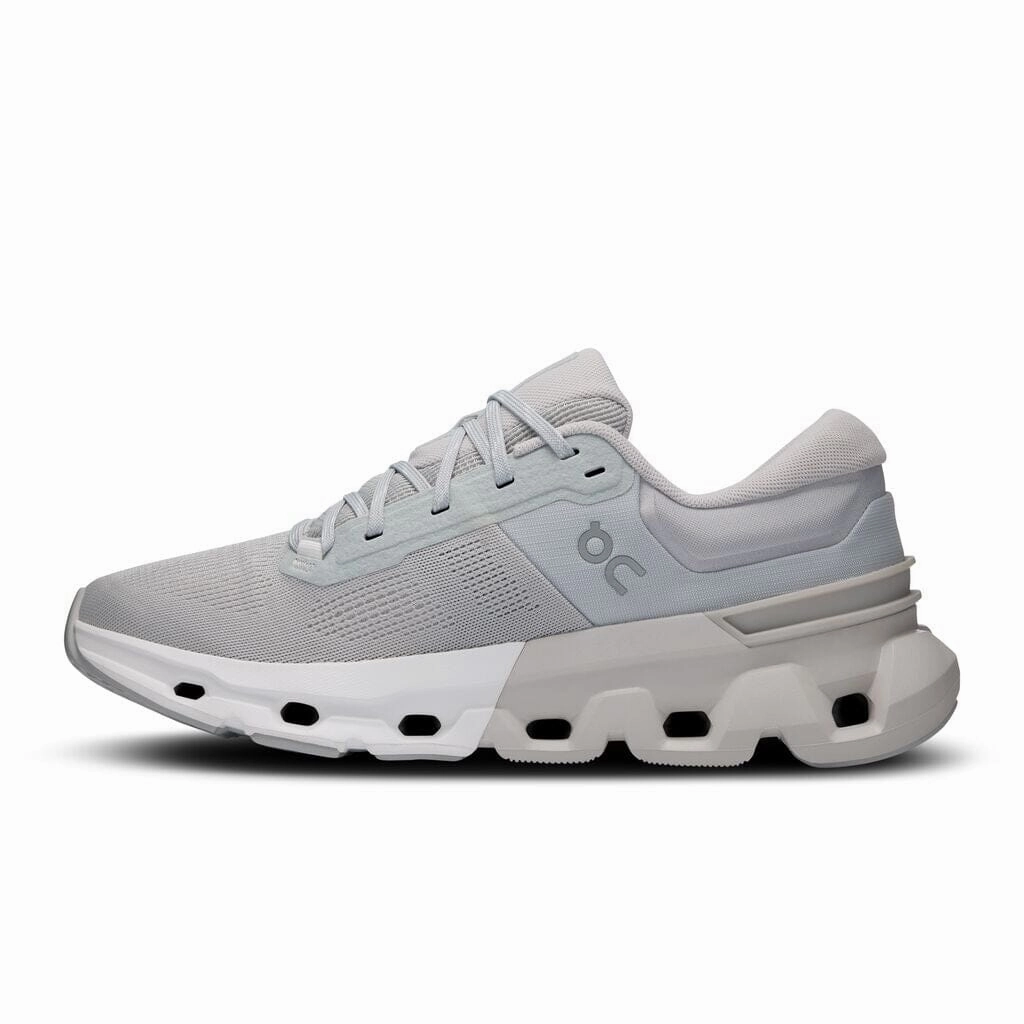 ON RUNNING CLOUDFLYER 5 MEN'S On Running performance-focused footwear