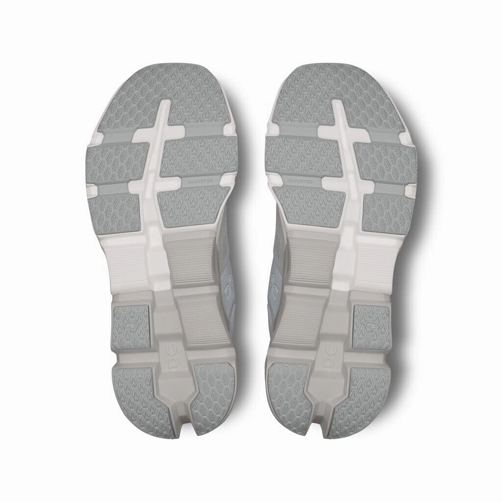 ON RUNNING CLOUDFLYER 5 MEN'S On Running performance-focused footwear
