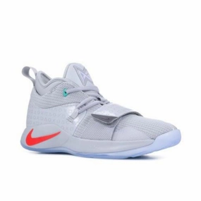 Paul George 2.5 Playstation Wolf Grey Nike casual sneakers with modern design