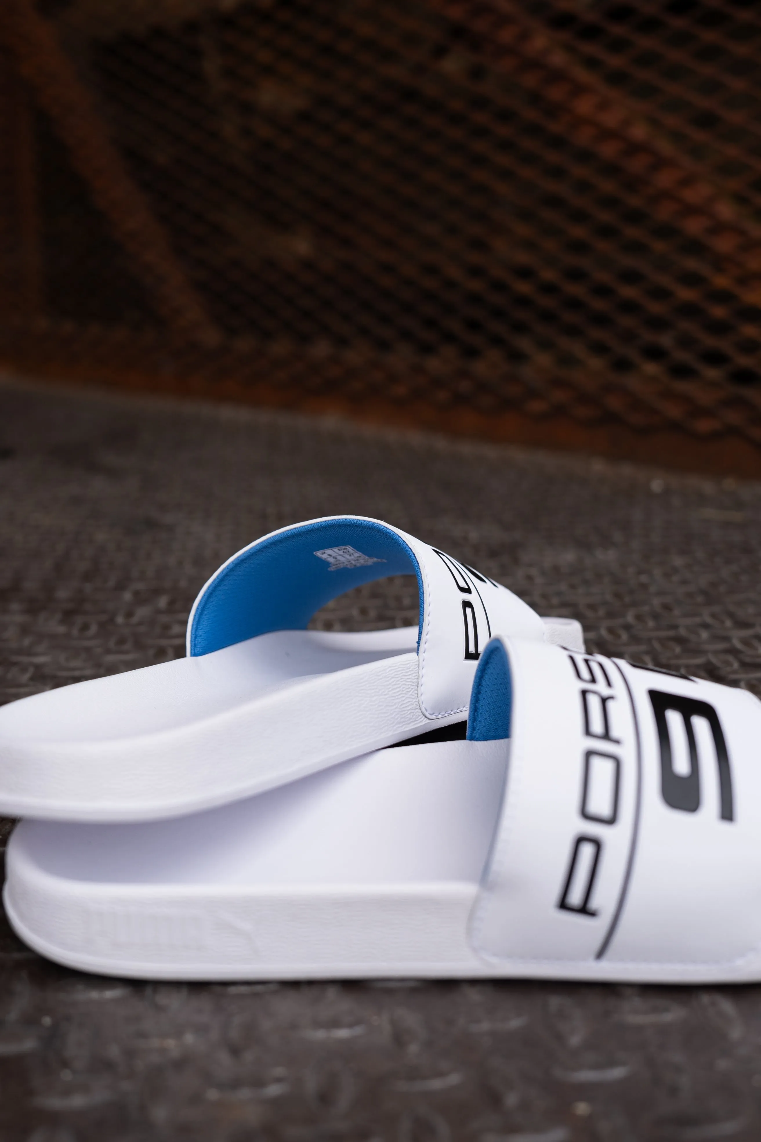 Puma PL Graphic Leadcat FTR (White) Puma athletic shoe visuals
