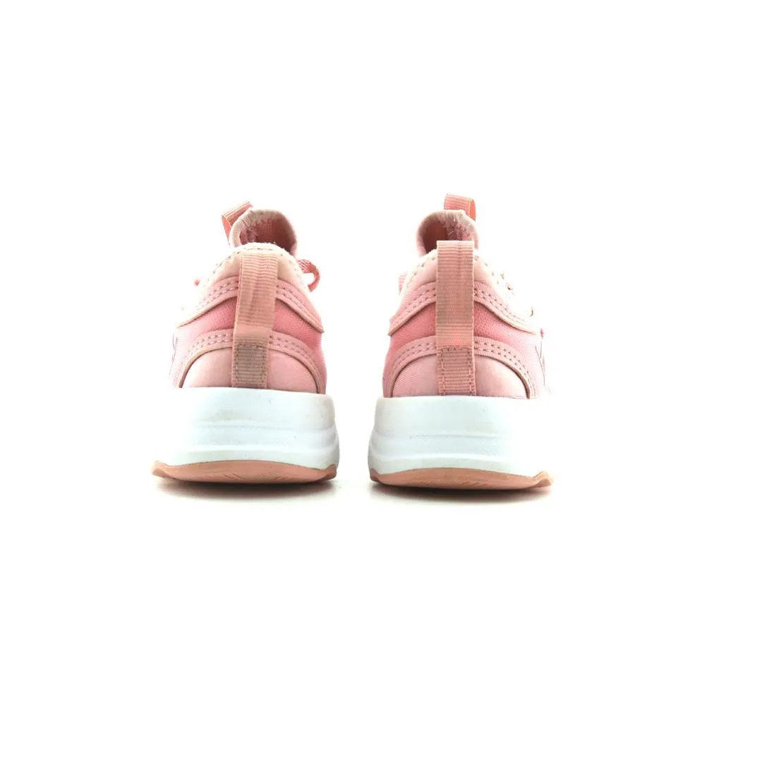 PUMA  SOFT SOPHIA SWIRL Puma sporty sneaker designs