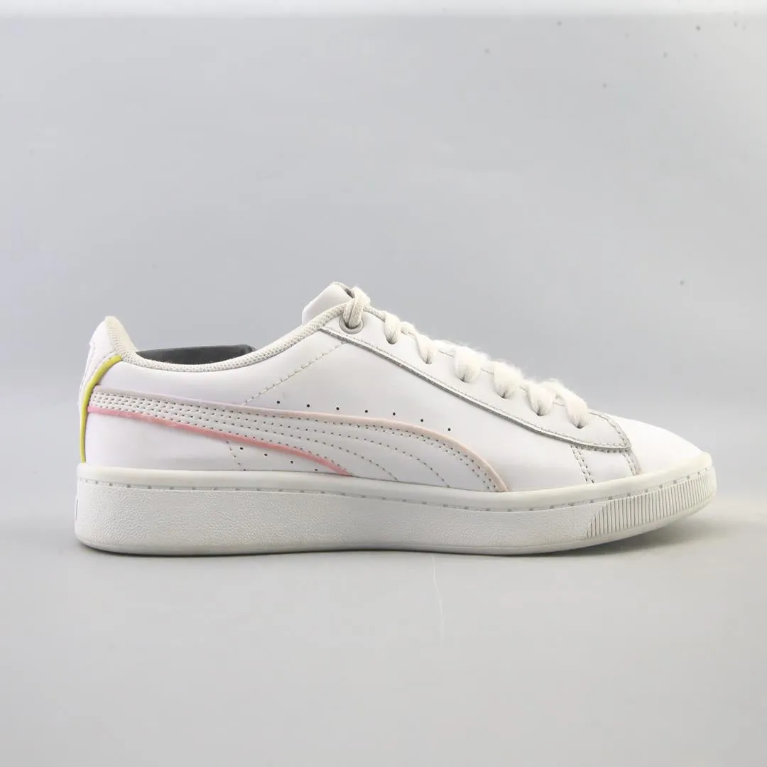 PUMA VIKKY V2 Puma signature shoe pictures