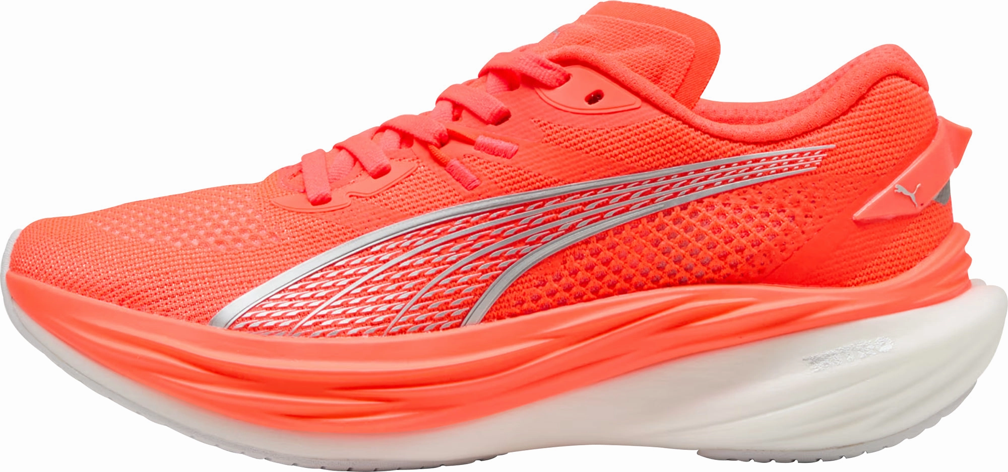 Puma Deviate Nitro 3 Womens Running Shoes - Red Puma sport shoes with bold branding