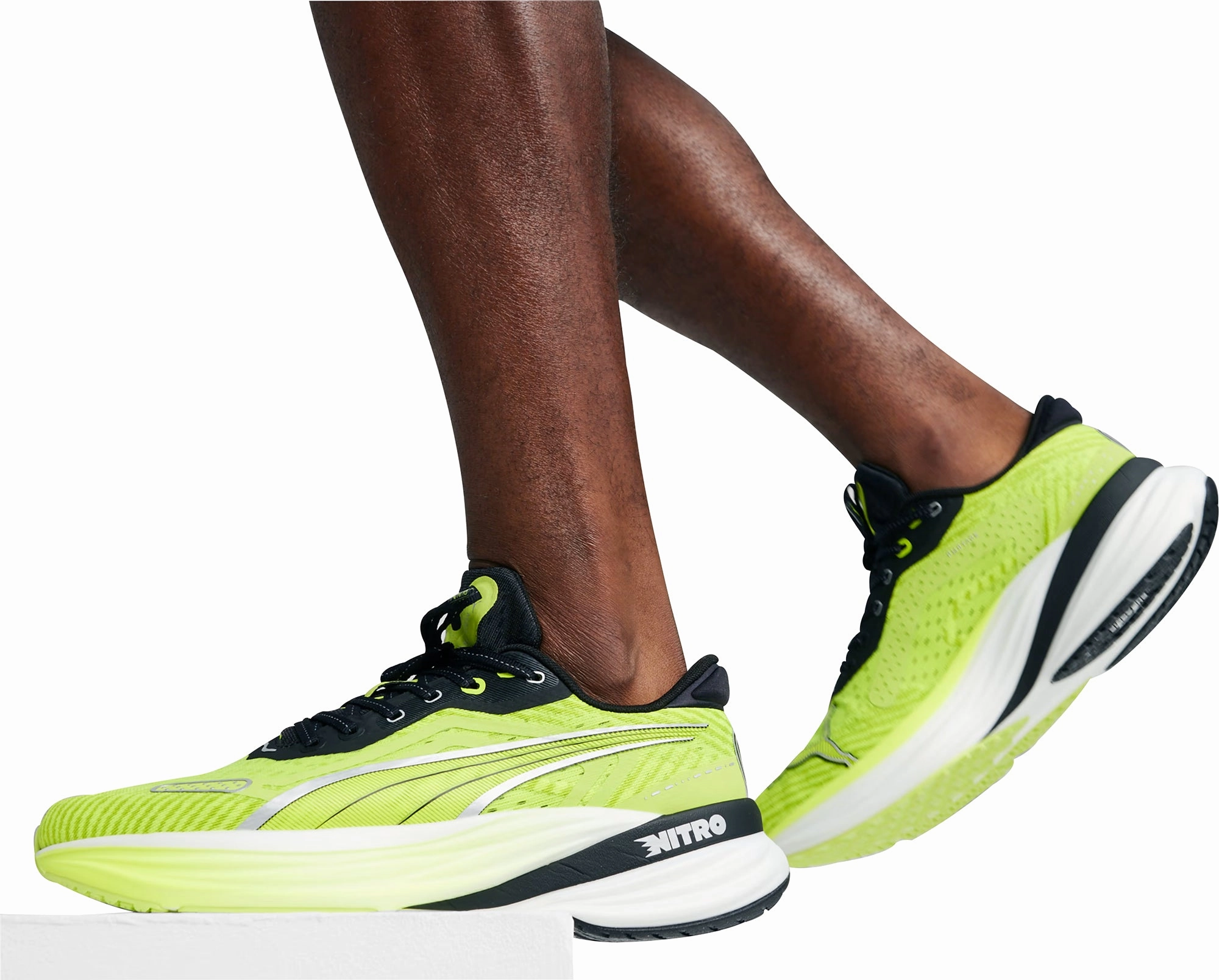 Puma Magnify Nitro 2 Mens Running Shoes - Green Bold Sneakers