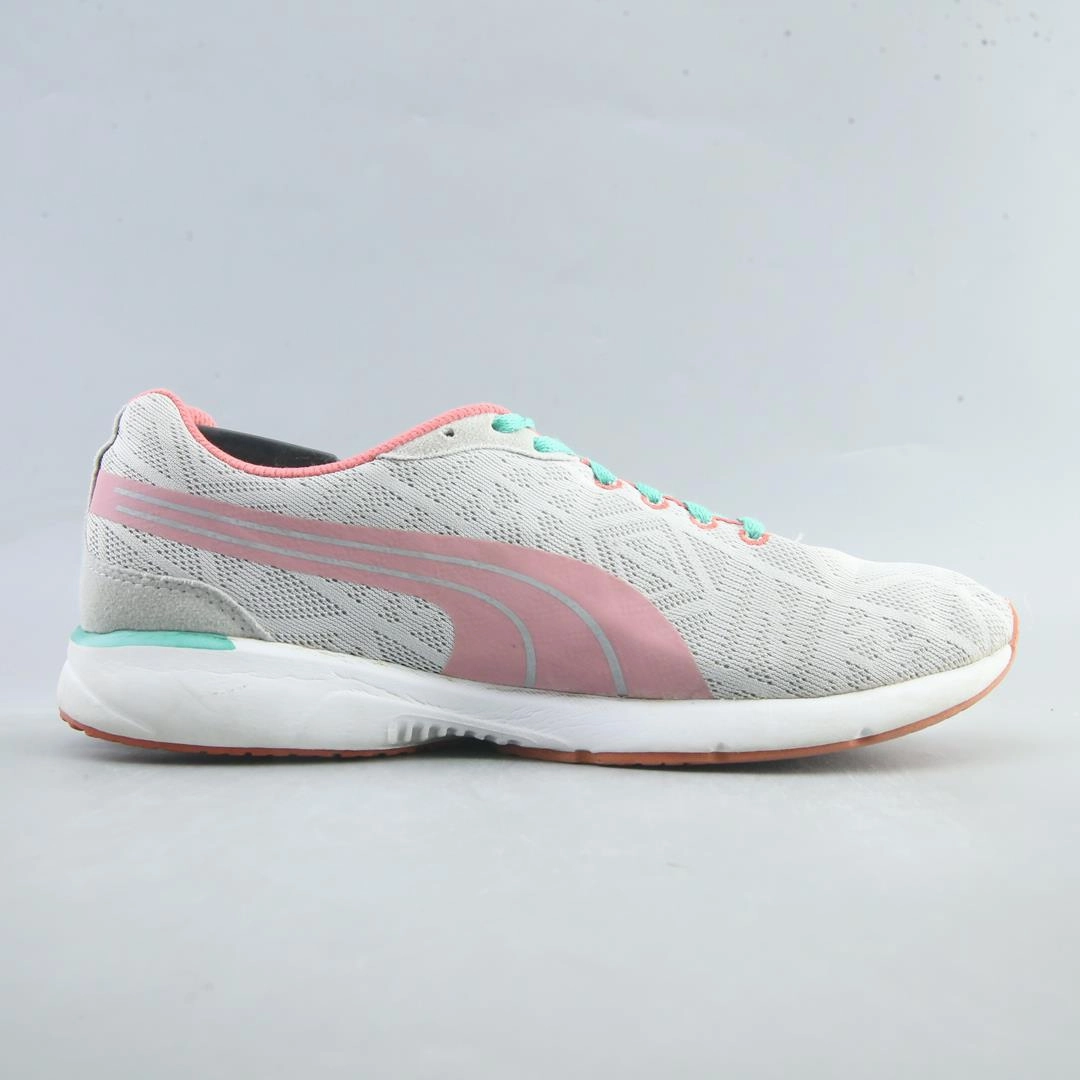 PUMA NARITA V2 Puma signature shoe pictures