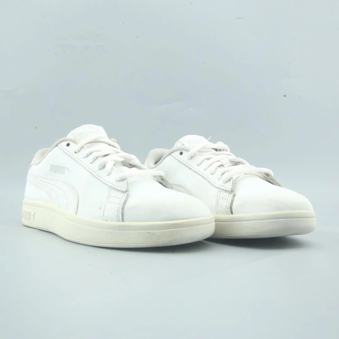 PUMA SMASH V2 LEATHER Puma sporty sneaker designs
