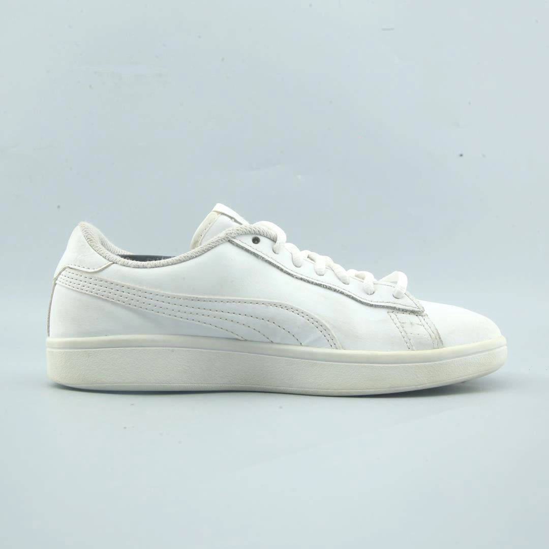 PUMA SMASH V2 LEATHER Puma sporty sneaker designs
