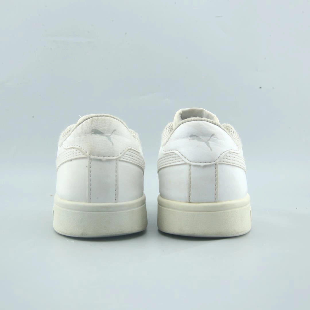PUMA SMASH V2 LEATHER Puma sporty sneaker designs