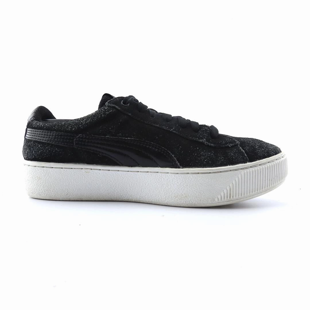 PUMA SMASH V2 SUEDE Puma signature shoe pictures