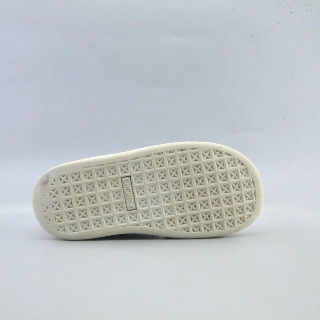 PUMA SUEDE Puma signature shoe pictures