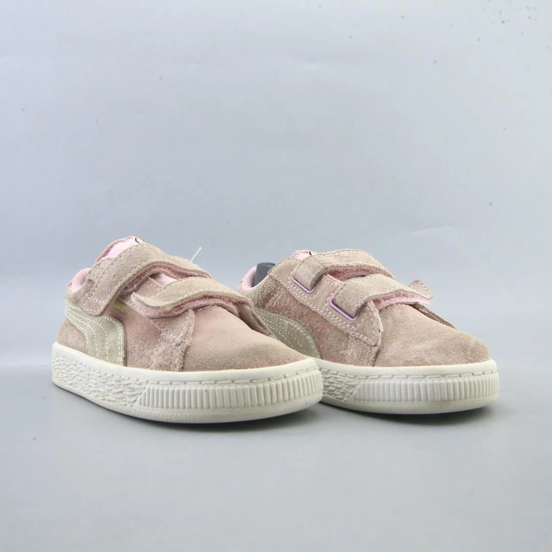 PUMA SUEDE Puma signature shoe pictures