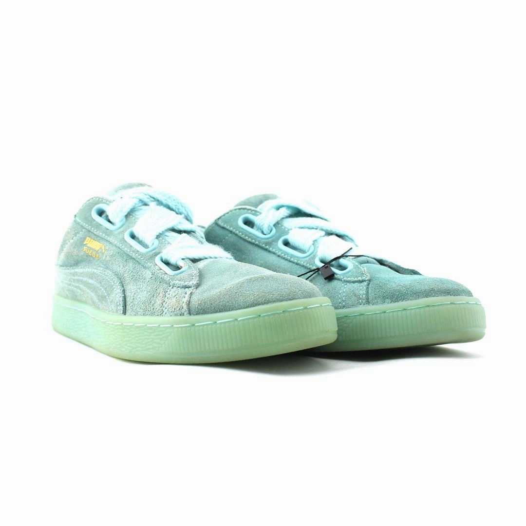 PUMA SUEDE Puma signature shoe pictures