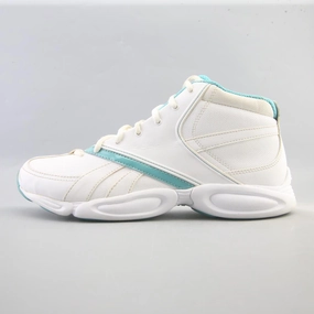 REEBOK . Reebok versatile sport footwear