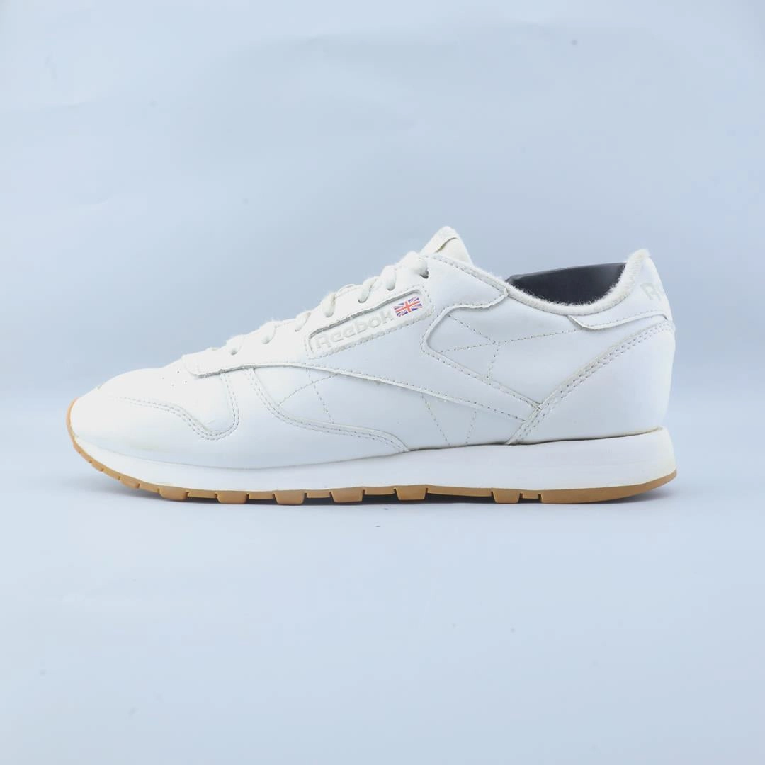 REEBOK CLASSIC LEATHER Reebok classic athletic shoes