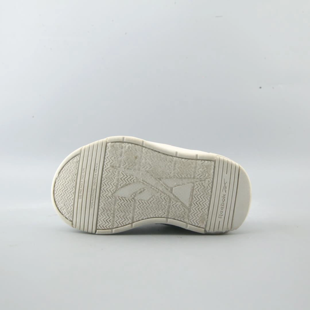 REEBOK CLASSIC Reebok classic shoe shots