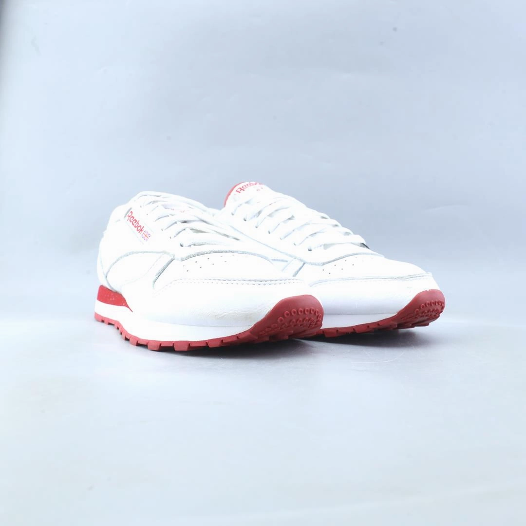 REEBOK CLASSIC Reebok classic shoe shots