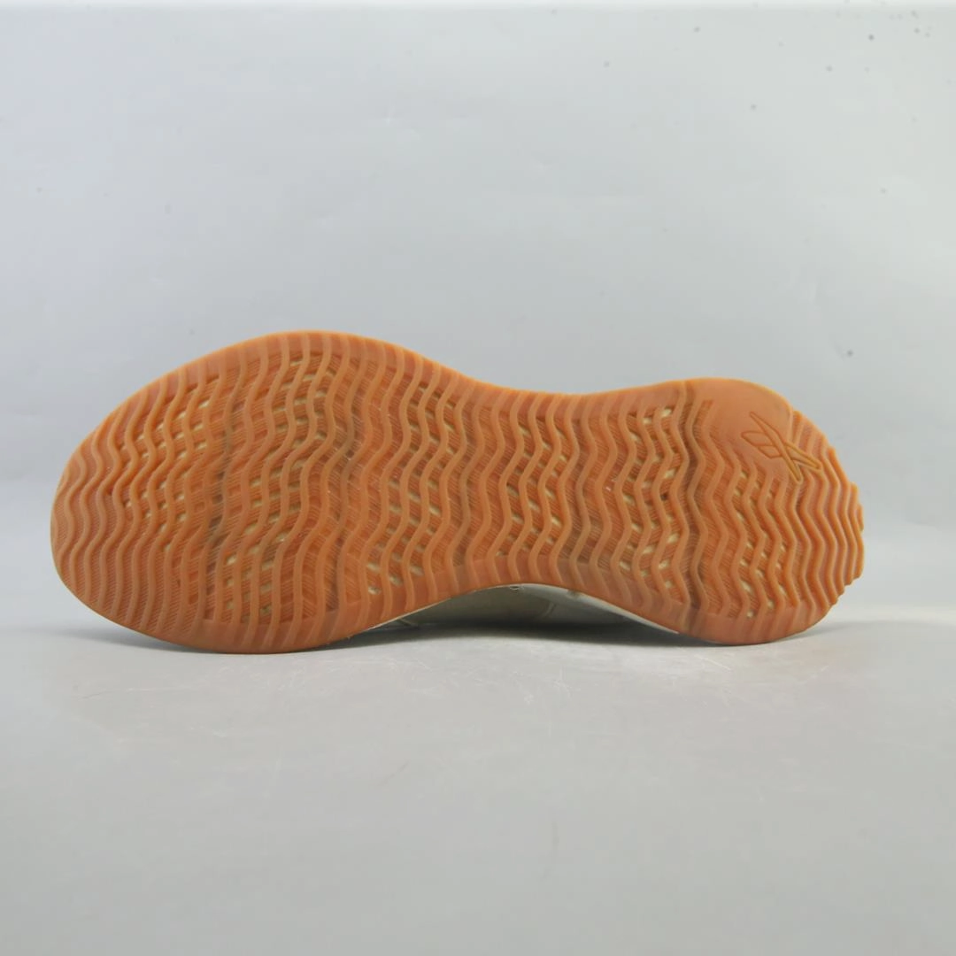 REEBOK ZIG DYNAMICA Reebok athletic footwear visuals