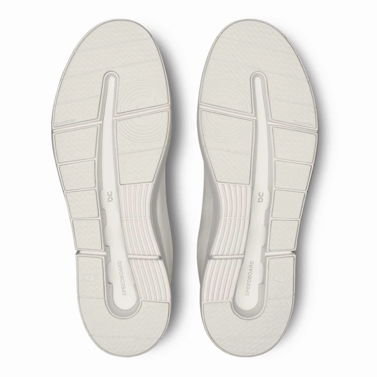 Roger Advantage On Running performance-focused footwear