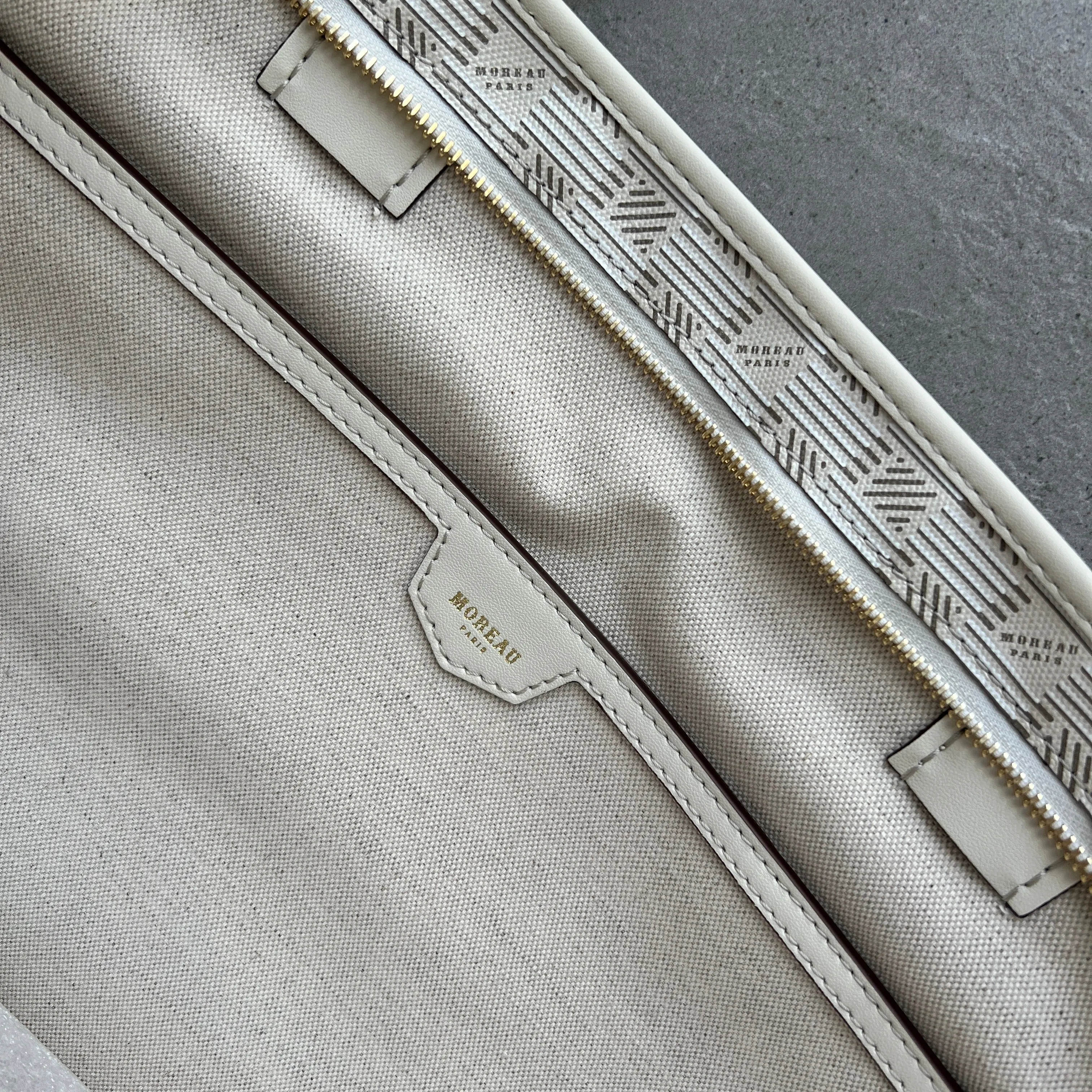 Saint Tropez Zip Tote GM, Champagne Moreau Bags